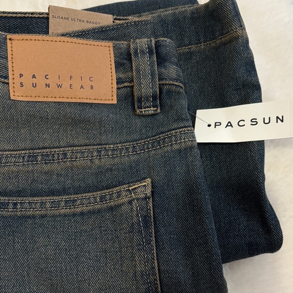 PacSun Sloane Ultra Baggy Wide Leg Jeans- 28 Short - Picture 2 of 8